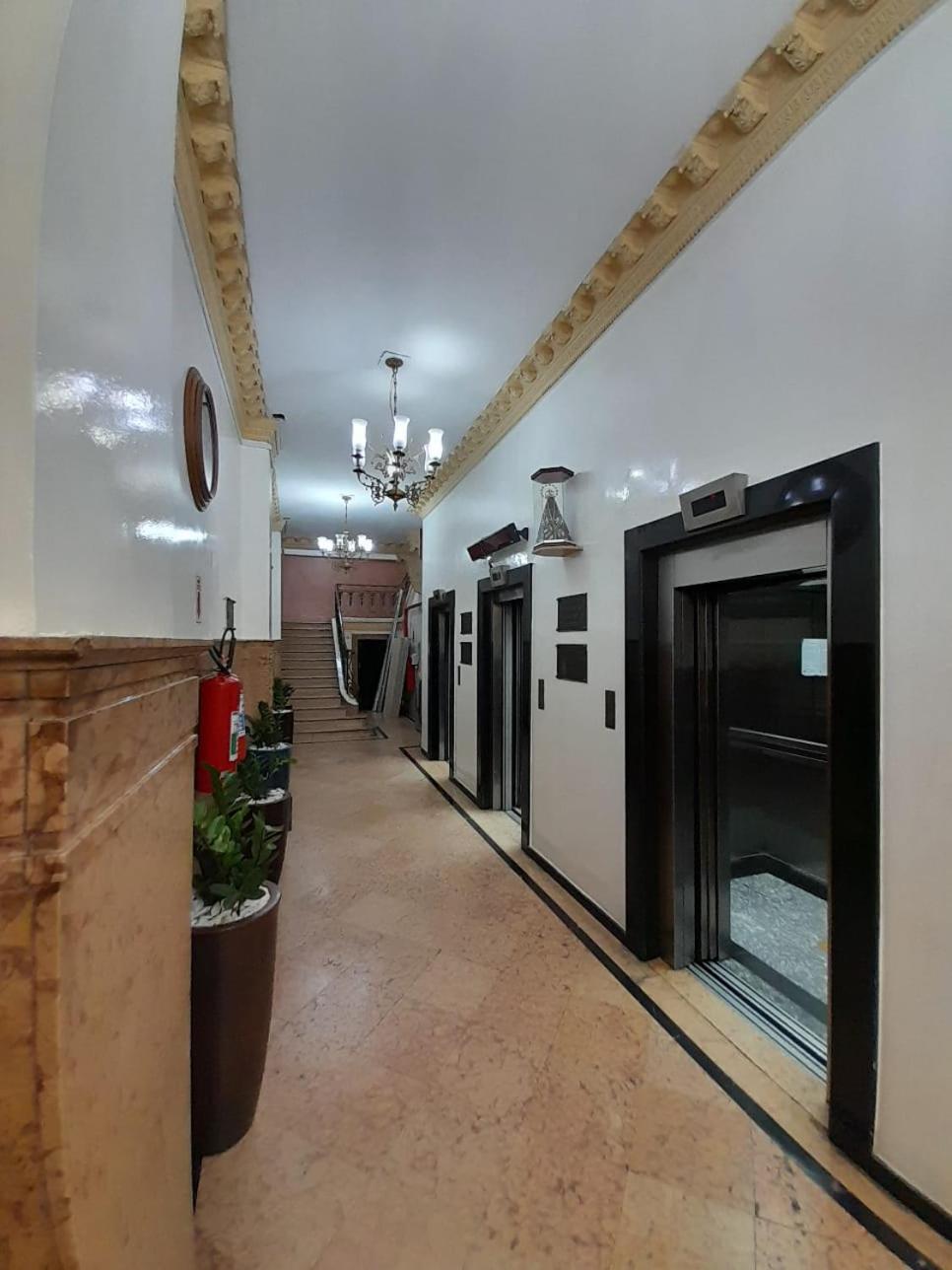 Apartamento No Centro De Otima Localizacao *