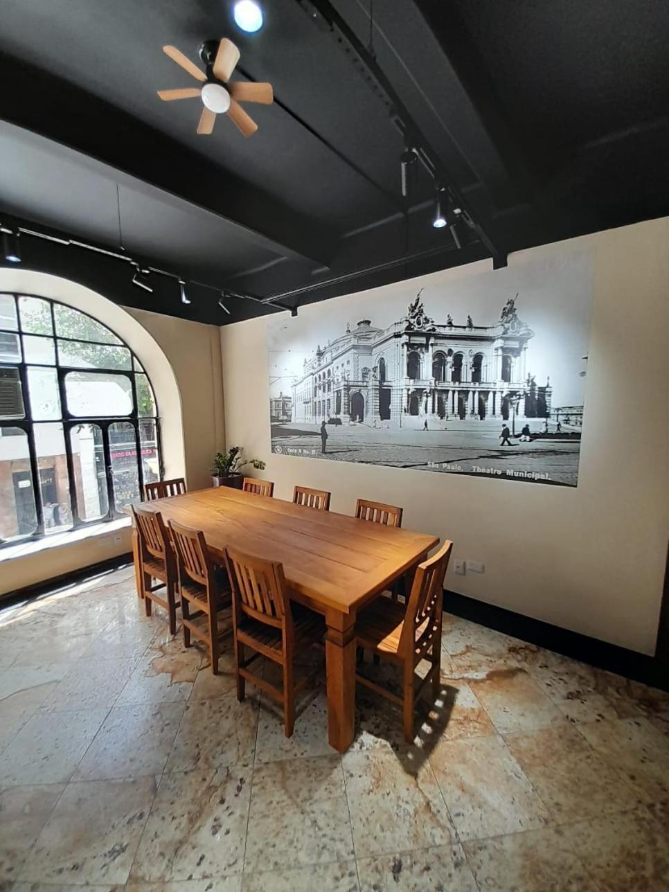 Apartamento No Centro De Otima Localizacao *