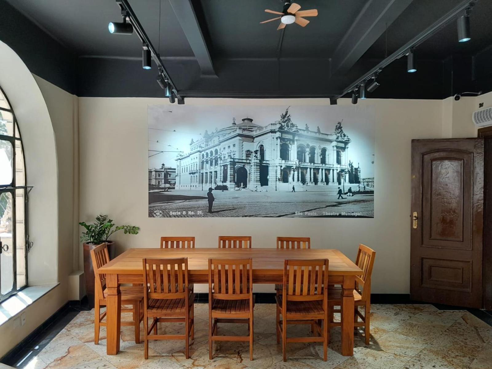 Apartamento No Centro De Otima Localizacao *